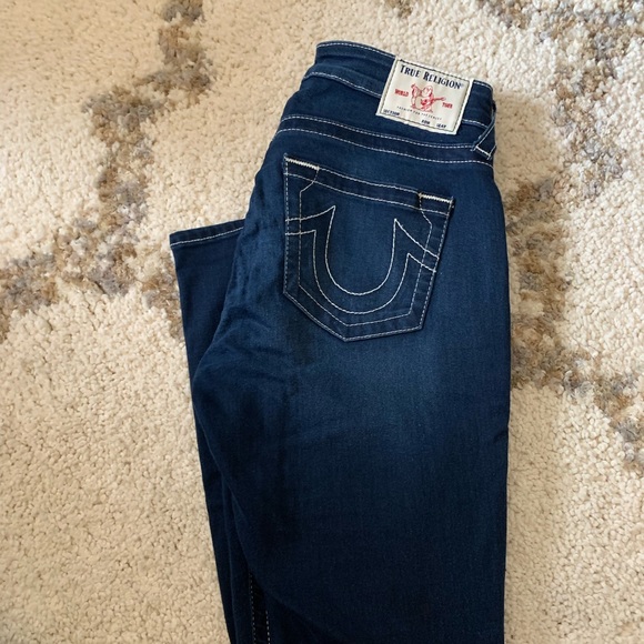 True Religon - Picture 4 of 5